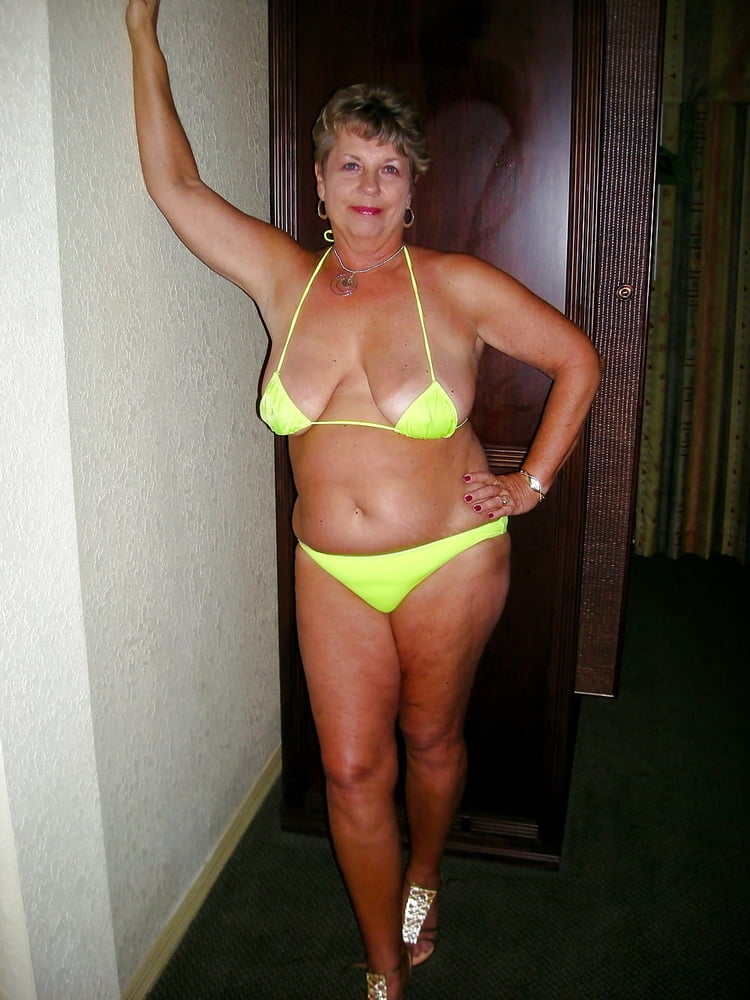 Mature Porn Pics Granny Bikini Bathing Suit